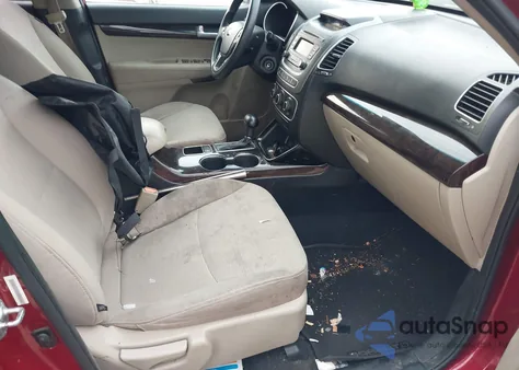 2015 Kia Sorento Lx z USA, uszkodzony, nr VIN 5XYKT3A61FG661480